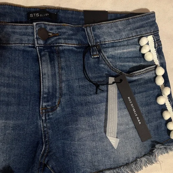 STS Blue Distressed Denim Shorts with Pom-Poms New with tags size 29 - Picture 5 of 10